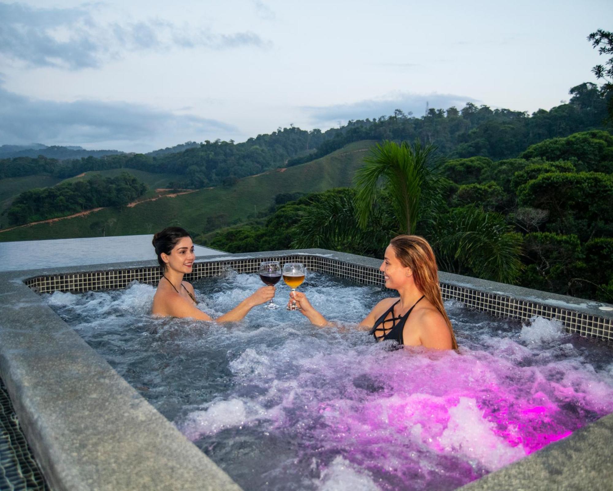 Odyssey Boutique Hotel San Luis  ภายนอก รูปภาพ